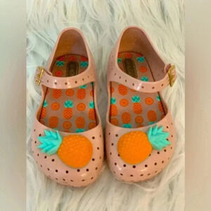 GIRLS MINI MELISSA PINEAPPLE MARY JANE STYLE SIZE 8 PREOWNED